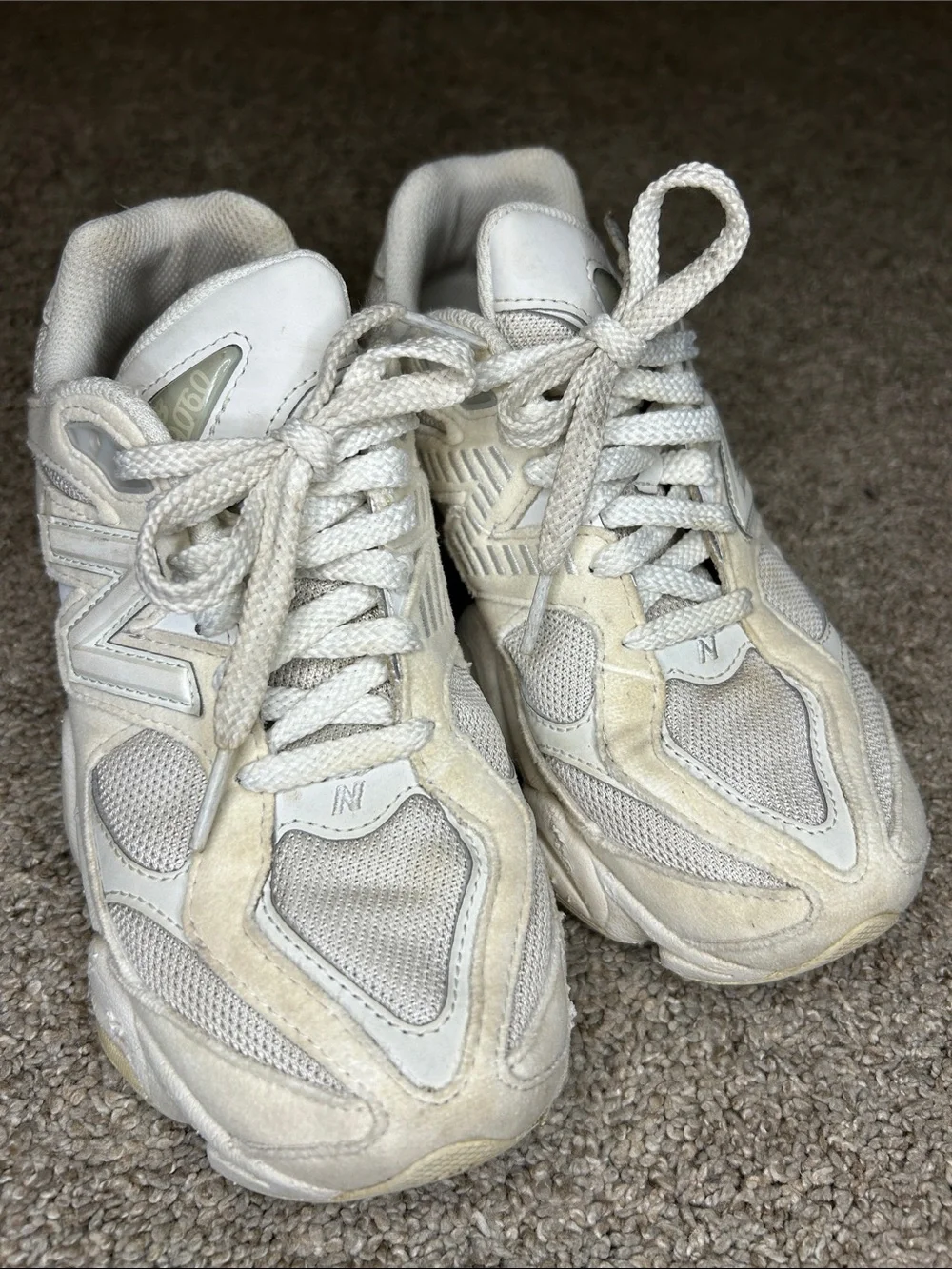 New Balance Kids 9060 Cream/White Chunky Lace-Up Sneakers
